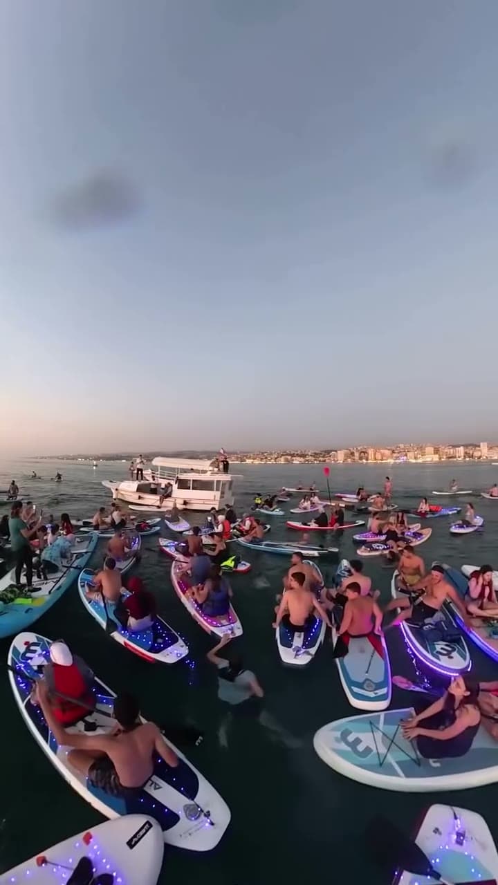Sidon athletes gathered together on the Mediterranean
